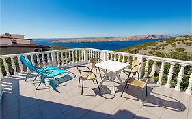 1 Bedroom Nice Apartment In Jablanac
